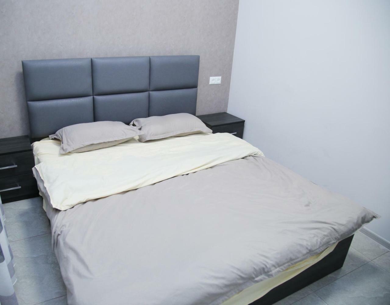 "Royal" Apartment #01 Ереван Екстериор снимка